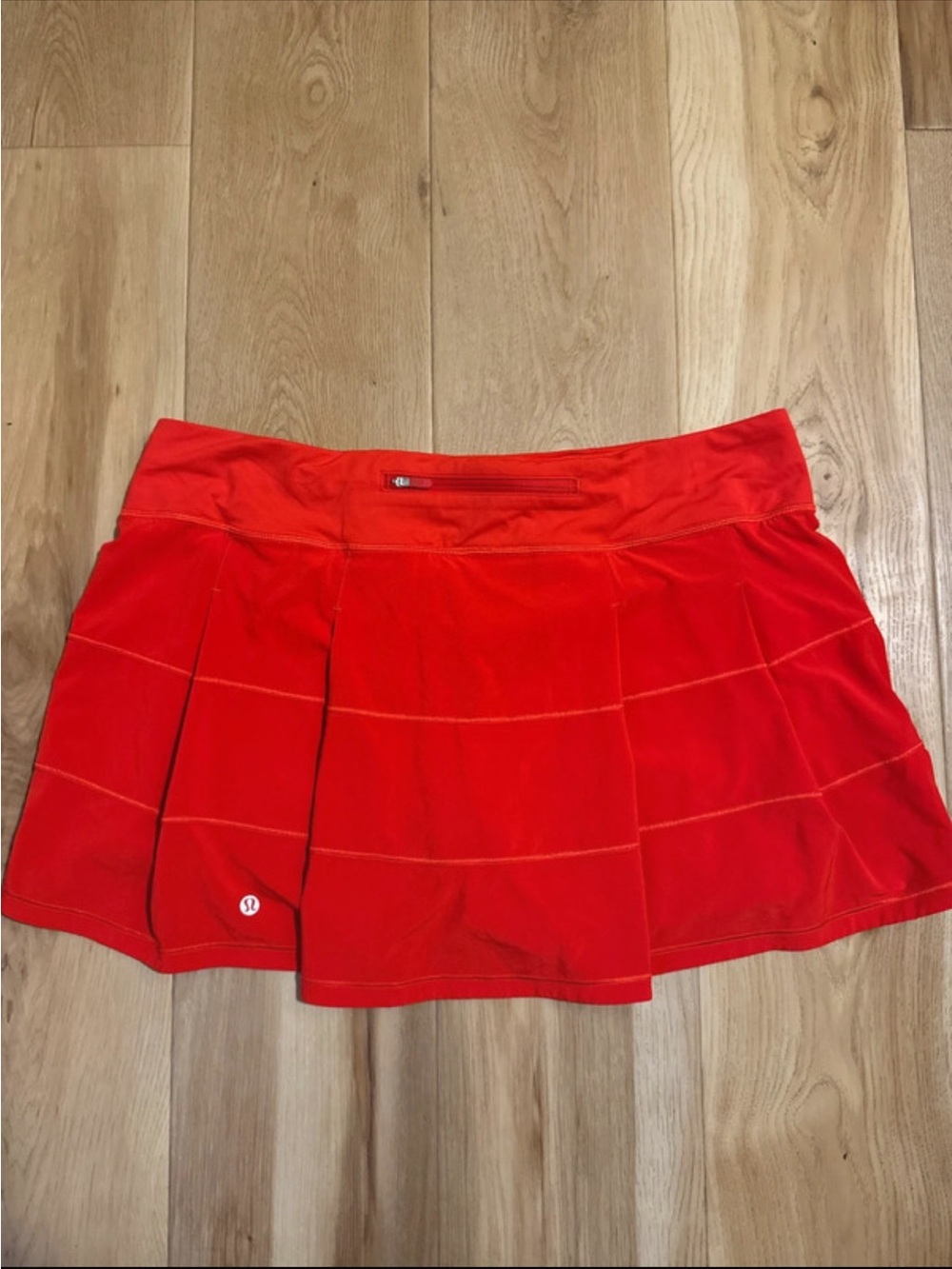 lululemon athletica Pace Rival Skirt in carnation red